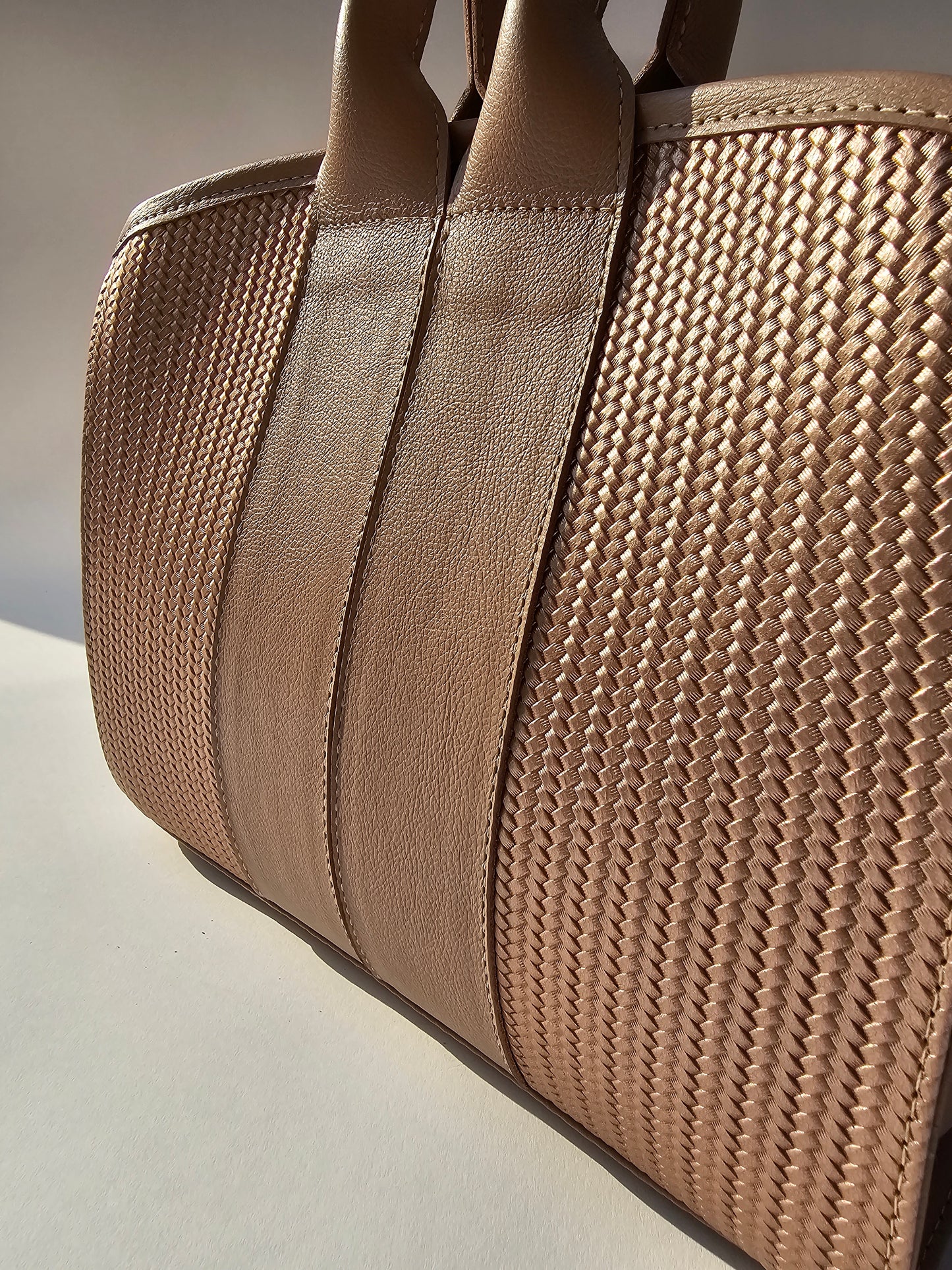 Lore Beige