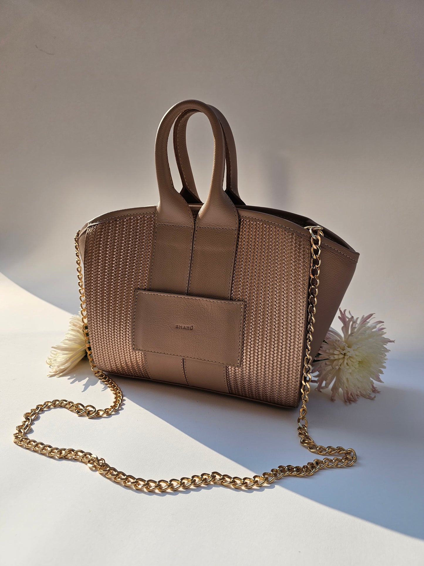 Lore Beige