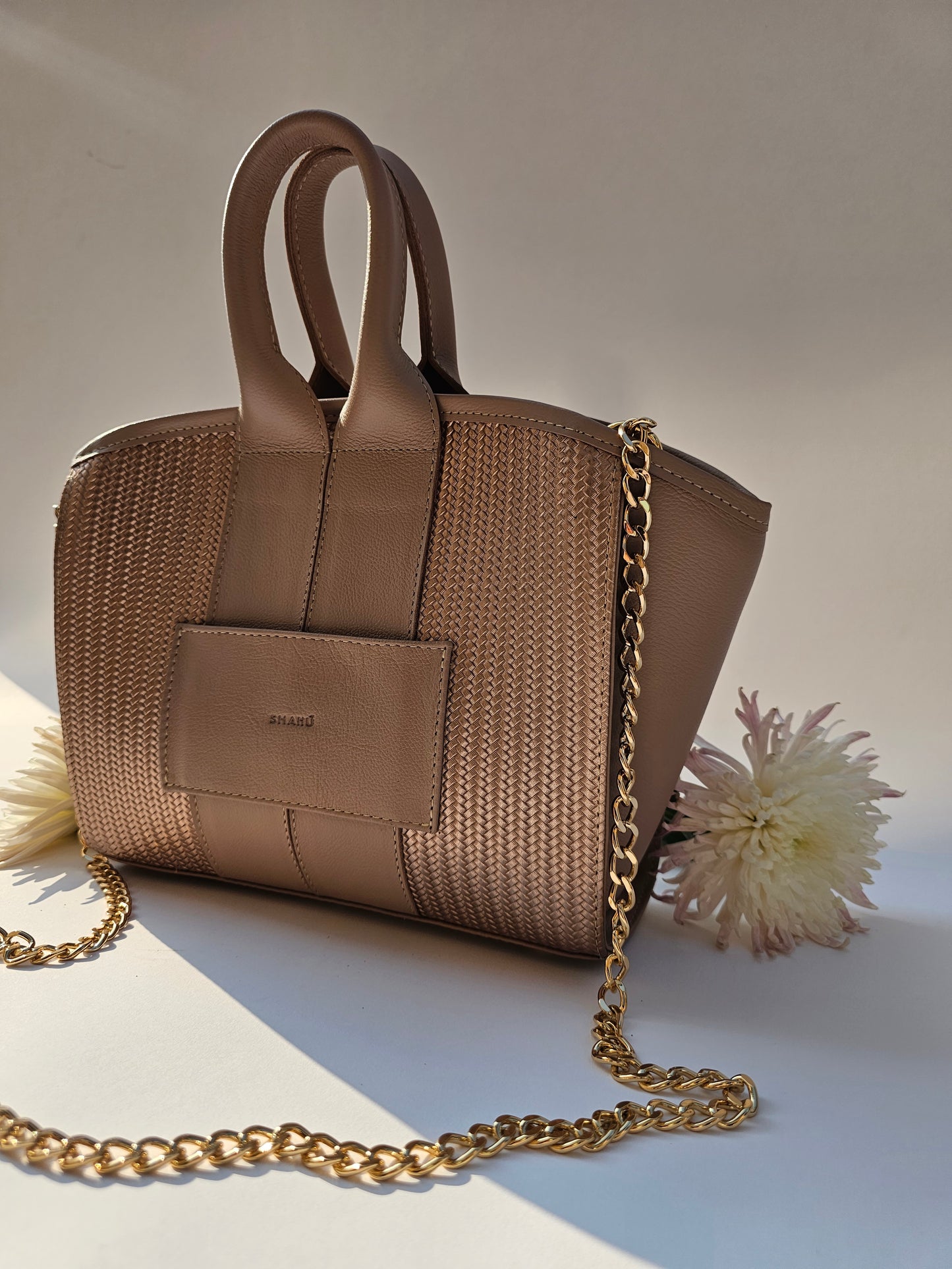 Lore Beige